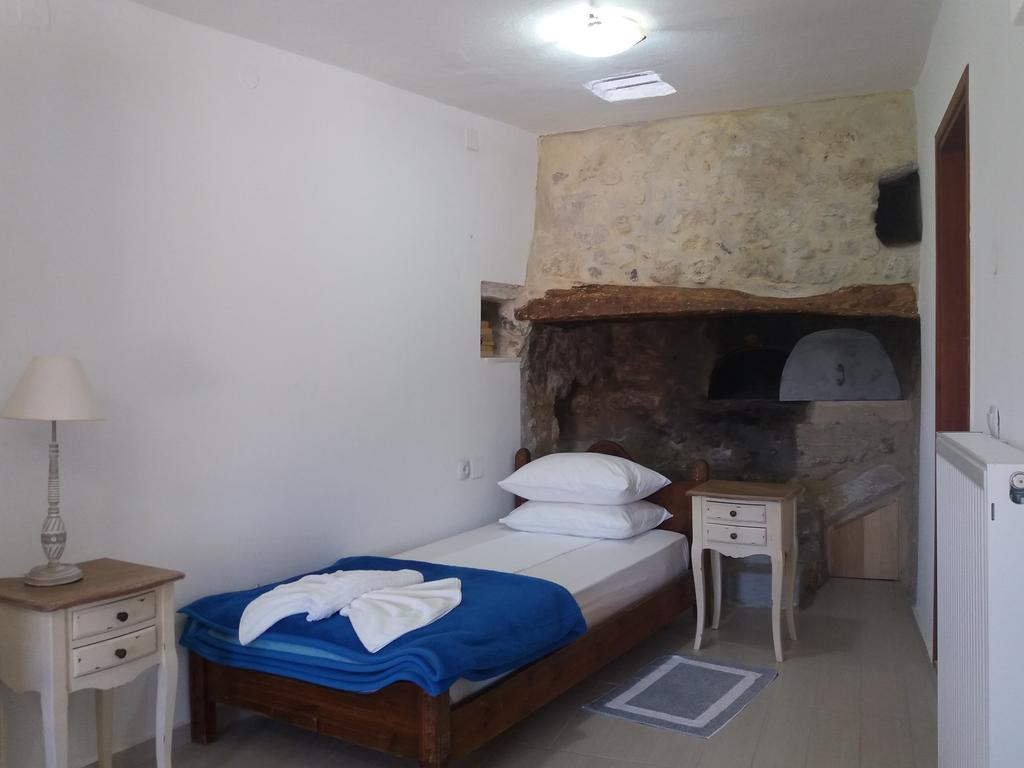 Heracles Traditional Cretan Houses Spílion Chambre photo